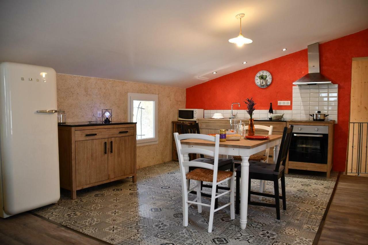 Apartamento Le Pigeonnier Malaucène Exterior foto