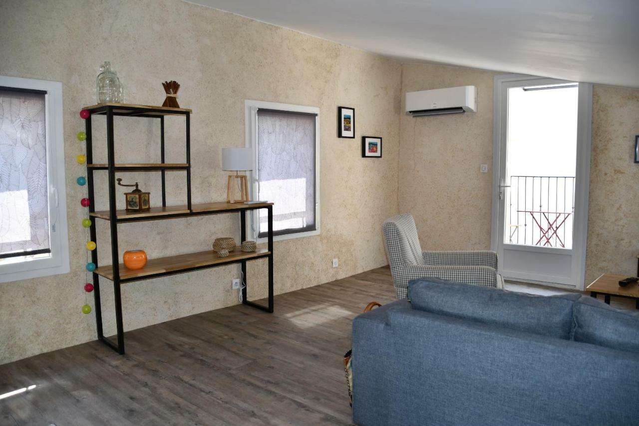 Apartamento Le Pigeonnier Malaucène Exterior foto