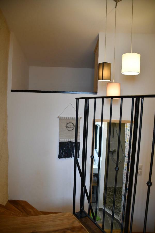 Apartamento Le Pigeonnier Malaucène Exterior foto