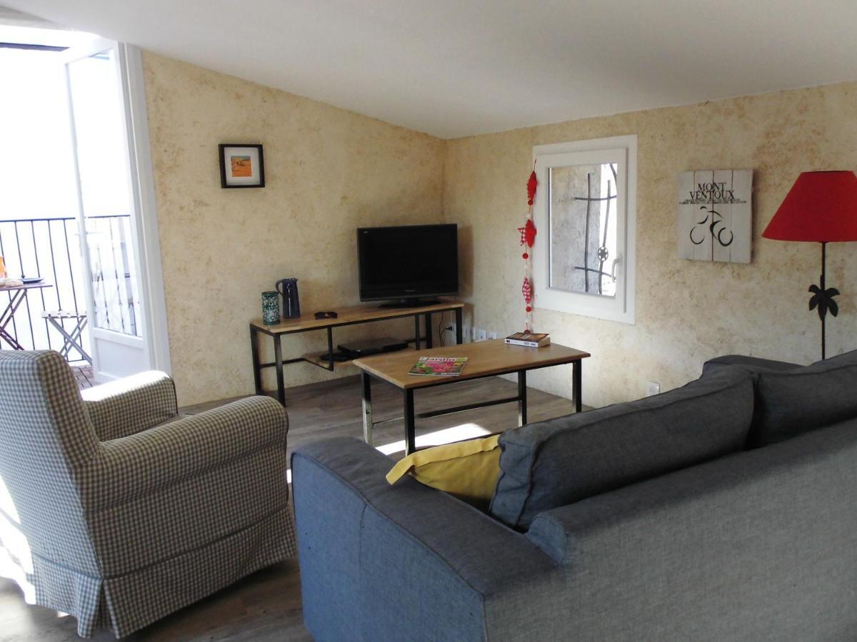 Apartamento Le Pigeonnier Malaucène Exterior foto